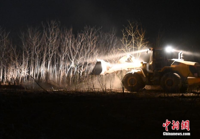 河北石家莊連夜搭建集中隔離點(diǎn)