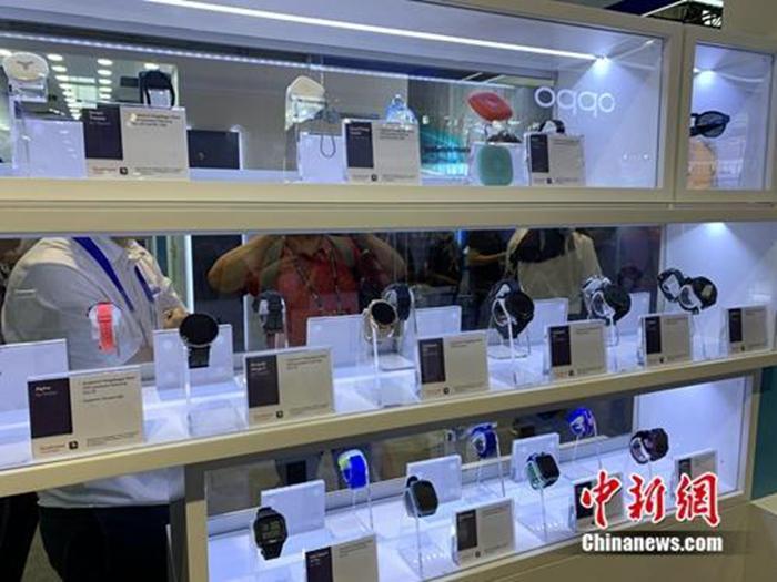 資料圖：5G終端產(chǎn)品展示。<a target='_blank' href='http://www.chinanews.com/' >中新網(wǎng)</a> 吳濤 攝