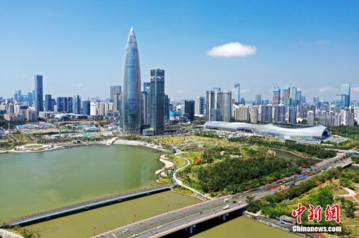 資料圖：深圳灣新地標(biāo)——魅力“春筍”。 <a target='_blank' href='http://www.chinanews.com/'>中新社</a>記者 陳文 攝