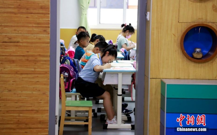 上海學校課后服務“升級” 推出多項舉措落實“雙減”政策