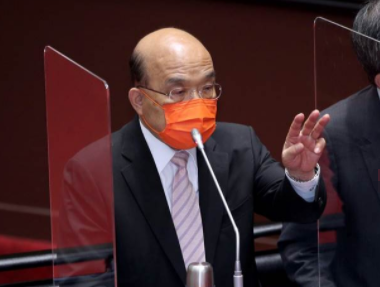 蘇貞昌夸臺(tái)灣是“幸福之地” “藍(lán)委”怒嗆：死800多人還敢講？_1632903867370
