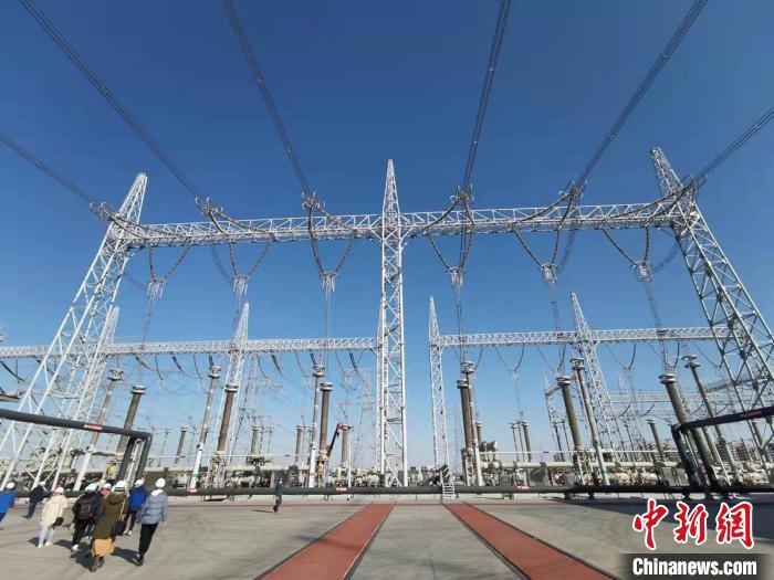 吉泉直流開啟精益化綜合檢修?！￠Z文陸 攝
