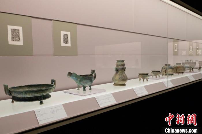 漢淮傳奇——噩國青銅器精粹展?！∠目↓?攝