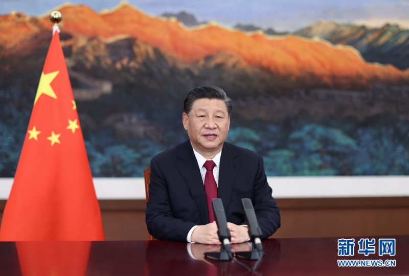 4月20日上午，博鰲亞洲論壇2021年年會(huì)開幕式在海南博鰲舉行，國家主席習(xí)近平以視頻方式發(fā)表題為《同舟共濟(jì)克時(shí)艱，命運(yùn)與共創(chuàng)未來》的主旨演講。新華社記者 鞠鵬 攝.jpg