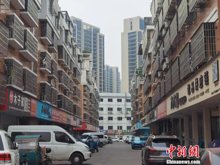 江北下朱村街景。周孫榆 攝