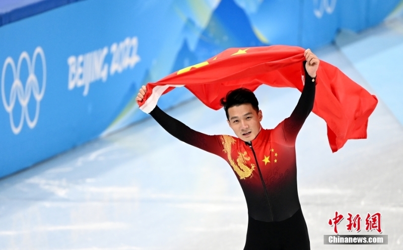 短道速滑男子1000米：任子威、李文龍包攬金銀牌