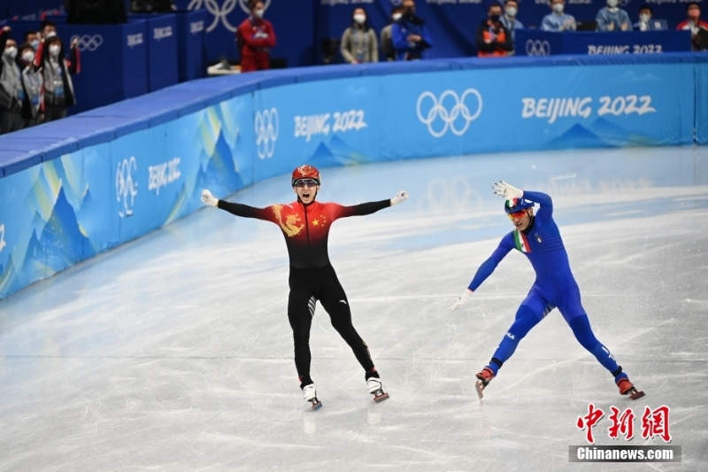 中國代表團北京冬奧會首金誕生