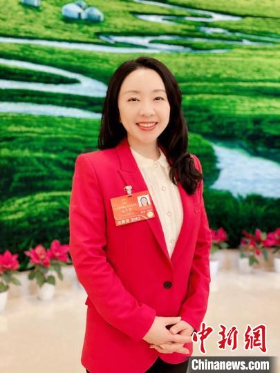 “雙碳”帶來(lái)哪些改變？人大代表算起“節(jié)能賬”
