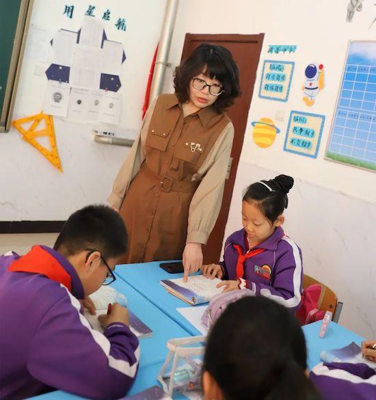 伊旗上灣小學(xué)：“雙減”之下，凸顯“炫彩課堂”魅力