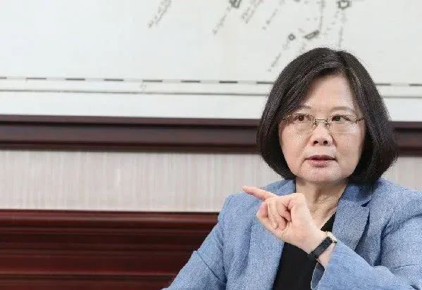 飛不出去的華航貨機(jī)，正如被民進(jìn)黨扭曲的“臺(tái)灣價(jià)值”_1650004350879
