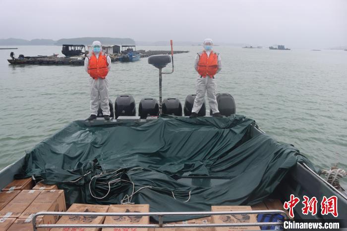 圖為查扣大馬力快艇?！V西海警局供圖