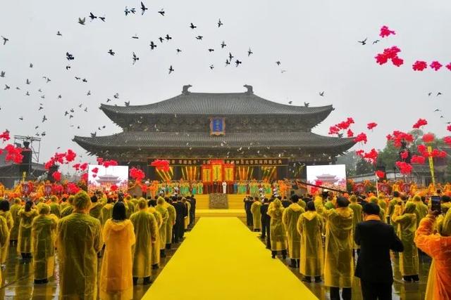 壬寅年海峽兩岸神農(nóng)炎帝民間拜祖大典現(xiàn)場。圖片由山西省臺辦提供