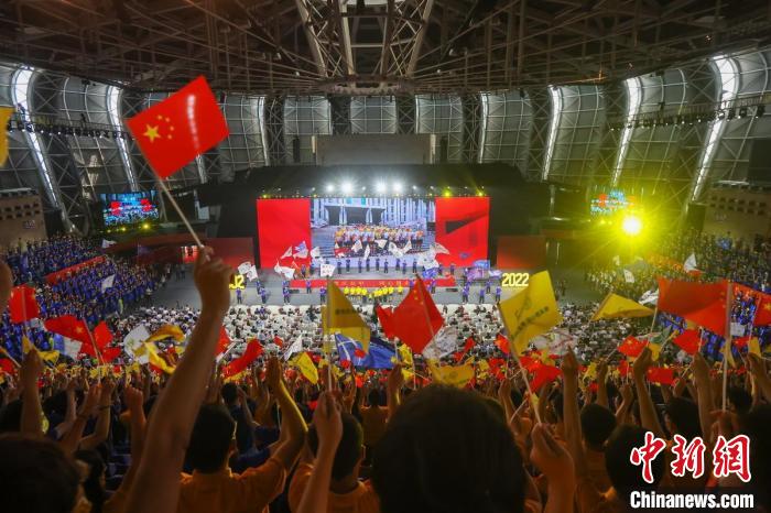 東南大學(xué)建校120周年慶祝大會(huì)隆重舉行?！°蟛?攝