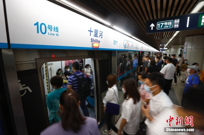 北京朝陽、豐臺(tái)除部分封管控區(qū)外恢復(fù)公共交通運(yùn)營(yíng)服務(wù)