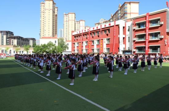 砥礪十年 逐夢前行——榆林高新小學舉行建校十周年校慶活動