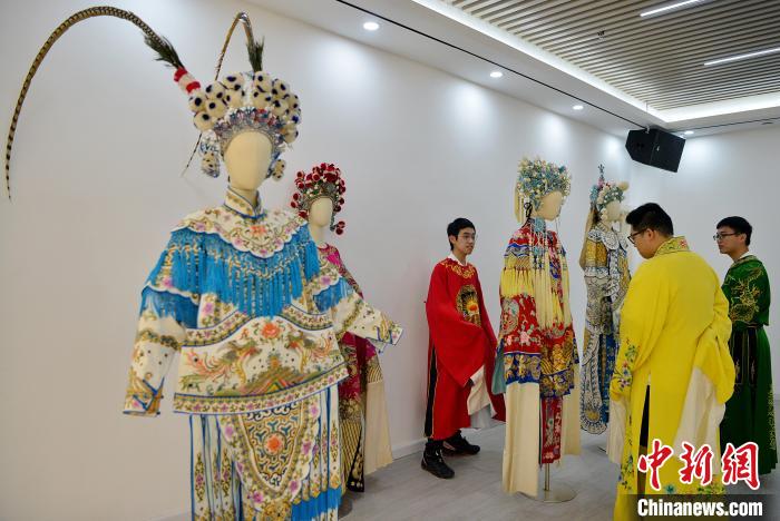 2022年兩岸青年中華文化（閩都文化）研學(xué)體驗(yàn)營(yíng)開(kāi)營(yíng)