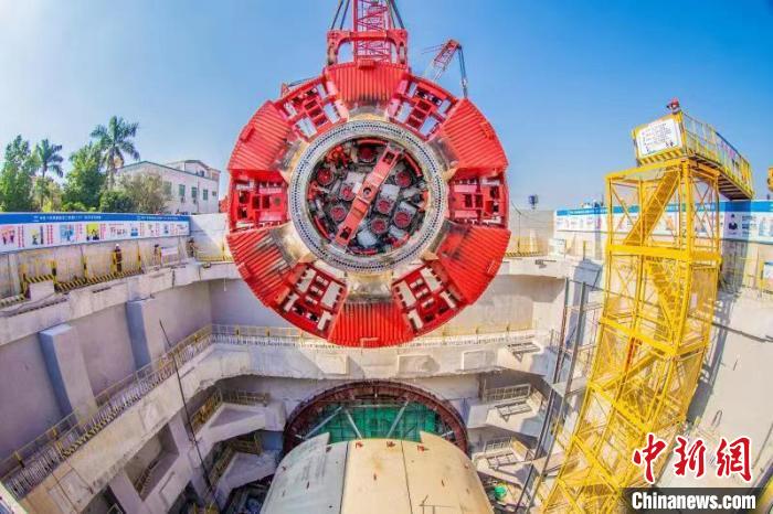 “深江1號”盾構(gòu)機(資料圖) 王立冬 攝