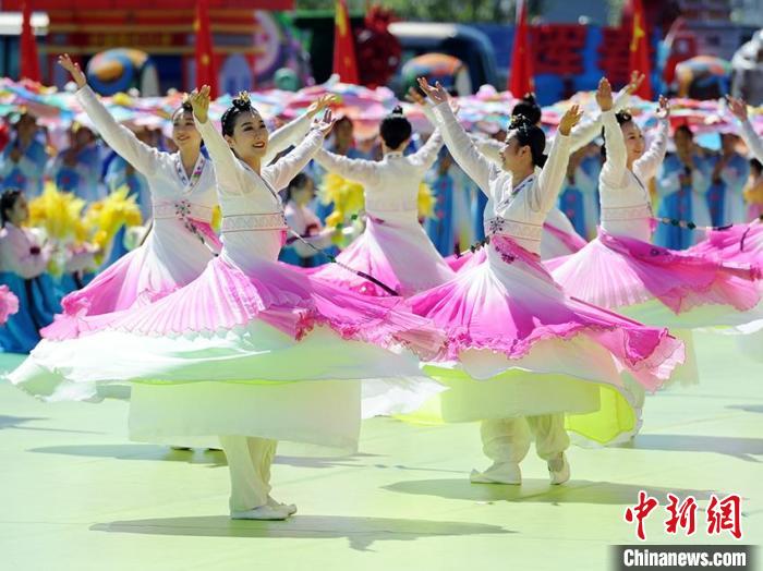 延邊朝鮮族自治州成立70周年慶祝大會節(jié)目表演?！?攝