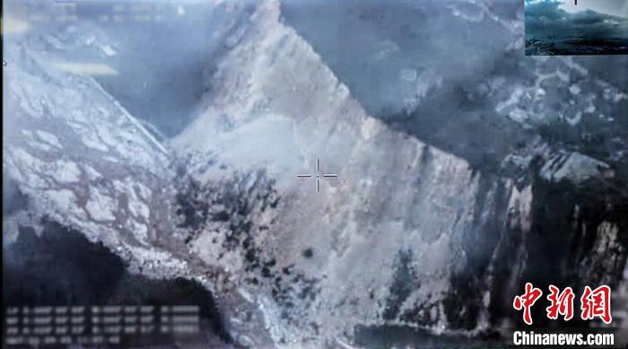 地震中受損的山體?！◎v盾科創(chuàng) 攝