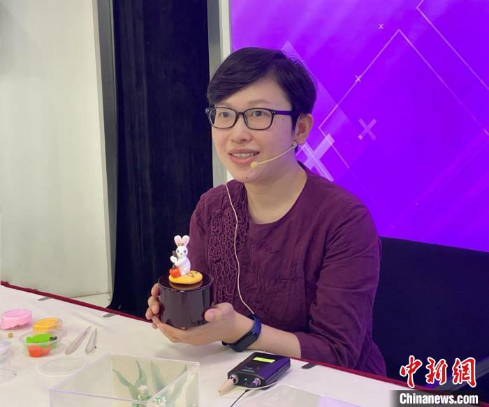 滬臺(tái)線上民俗交流慶中秋盼月圓更盼人相見(jiàn)
