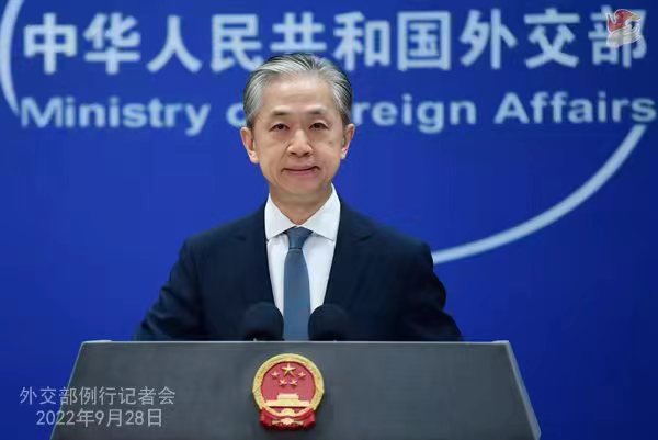 中國(guó)外交部發(fā)言人汪文斌。 薛偉 攝