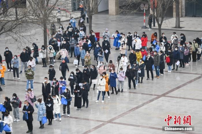 資料圖：考生參加國考筆試。 <a target='_blank' href='/'>中新社</a>記者 武俊杰 攝