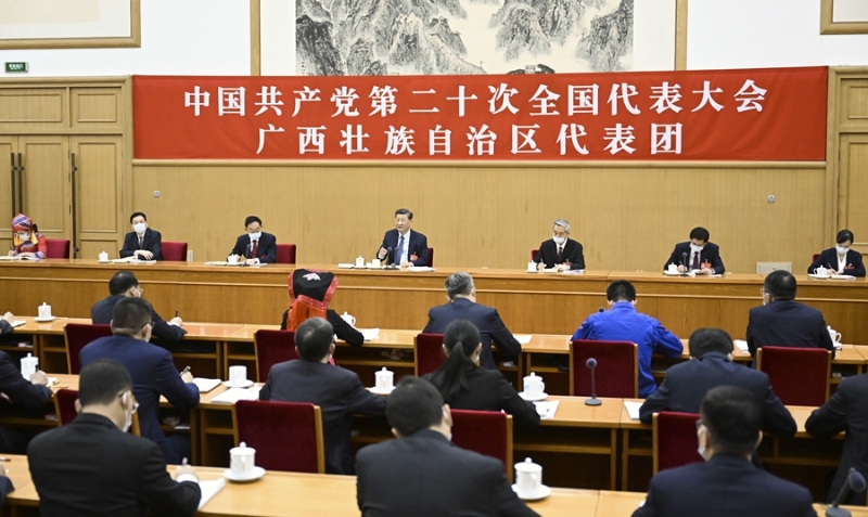 10月17日，習近平同志參加黨的二十大廣西代表團討論。新華社記者 謝環(huán)馳 攝