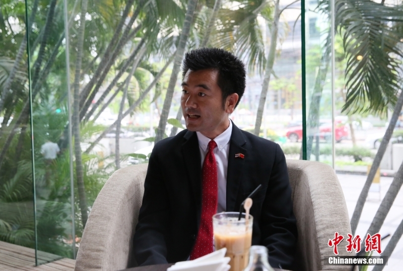 圖為威倫在泰國(guó)曼谷接受采訪。 <a target='_blank' href='/'>中新社</a>記者 王國(guó)安 攝
