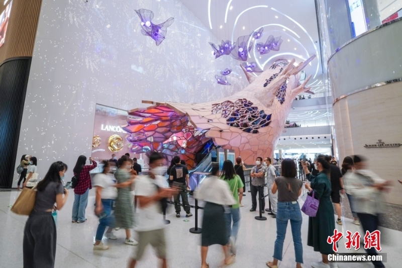 全球最大單體免稅店在海口開業(yè)