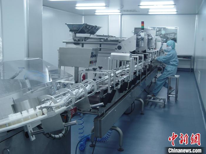資料圖：現(xiàn)代化制藥車間。