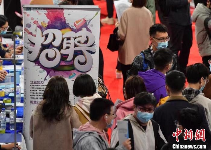 吉林省升級(jí)支持人才創(chuàng)新創(chuàng)業(yè)措施展現(xiàn)愛(ài)才誠(chéng)意
