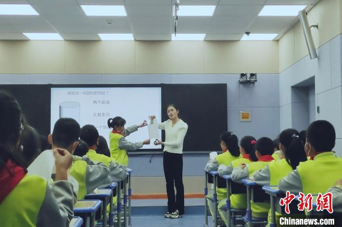 江蘇青海東西部協(xié)作教育之花在南涼古都結果