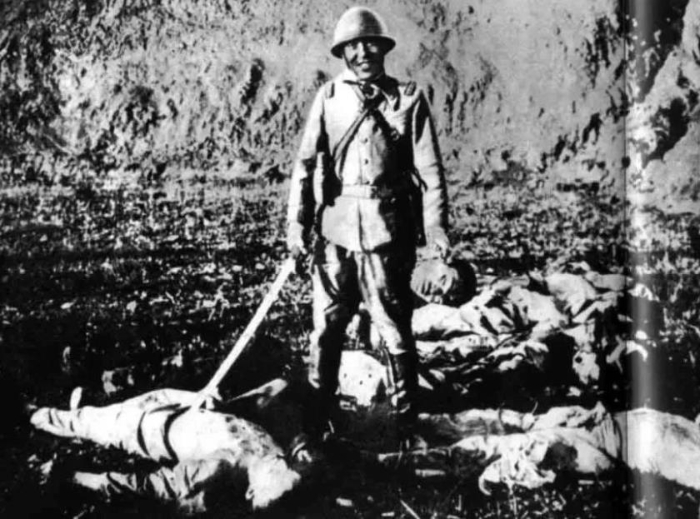 圖為日軍殺害中國軍民。