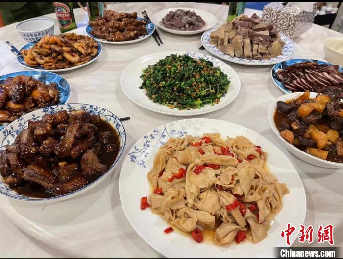 南京的什錦菜也走出中國，成為跨洋年夜飯里一道風景?！”徊稍L人供圖