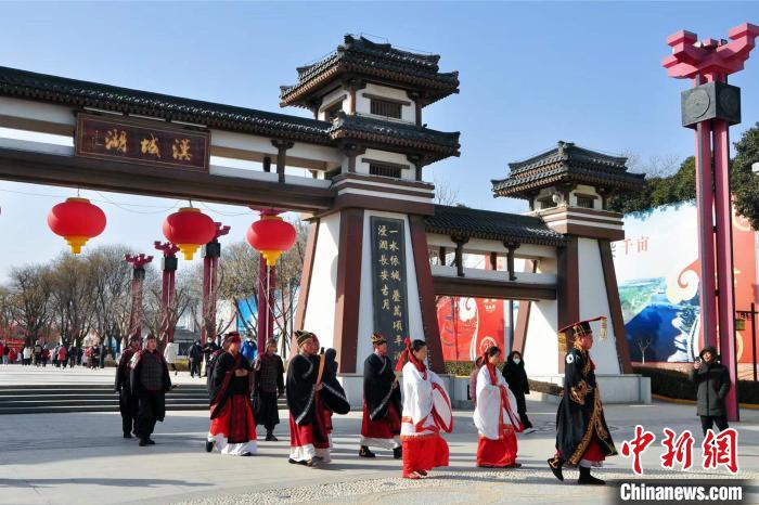 圖為漢長(zhǎng)安城新春活動(dòng)現(xiàn)場(chǎng)?！h長(zhǎng)安城供圖