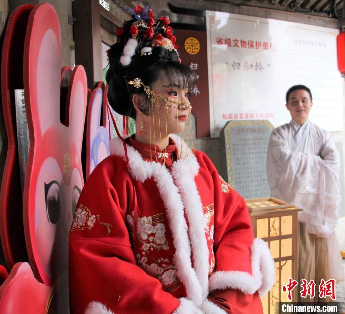 漢服秀?！?魏慧玲 攝