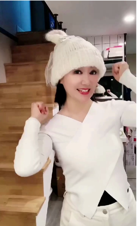 藝術(shù)盛宴，華美綻放！彩云之南文化藝術(shù)季燃情啟幕