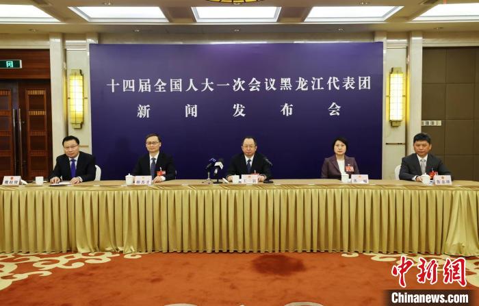 （兩會聲音）直言短板、自信代言，人大代表熱議中國“五大安全”