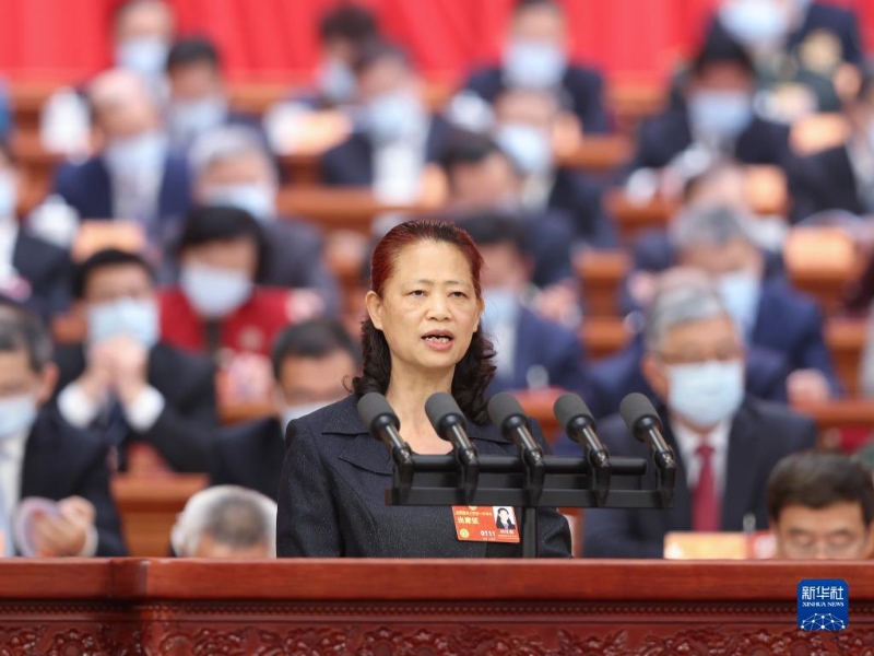 3月7日，全國政協(xié)十四屆一次會議在北京人民大會堂舉行第二次全體會議。這是田紅旗委員代表民革中央作大會發(fā)言。（圖源：新華社）