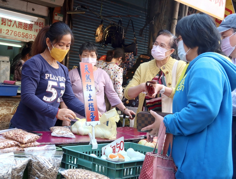 臺(tái)灣蛋荒未解，部分蛋商、蛋農(nóng)希望蛋價(jià)可以再度微調(diào)3元新臺(tái)幣，以價(jià)制量。（圖源：臺(tái)灣“中時(shí)新聞網(wǎng)”）