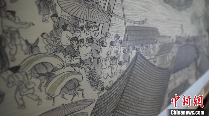 藺烈板刻線畫作品《清明上河圖》局部。　戎睿 攝