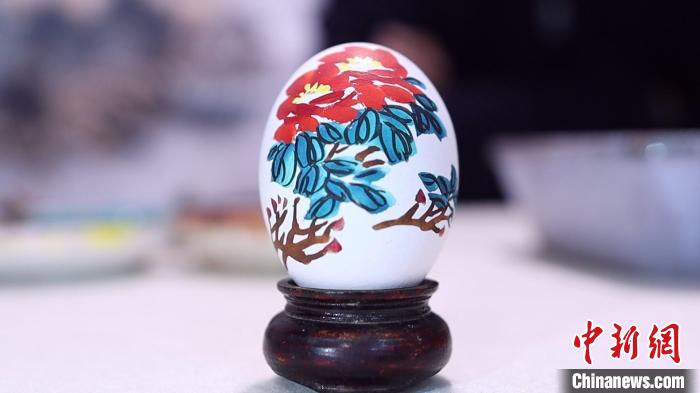 彩蛋展示。　臧東明 攝