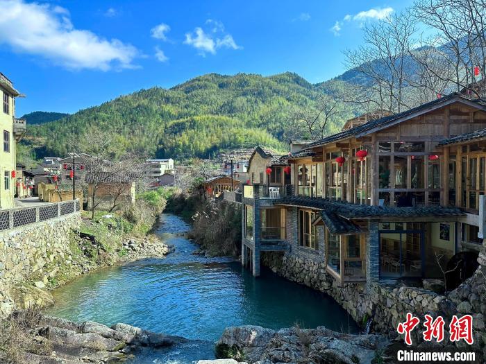 水清景美的屏南鄉(xiāng)村?！「嗜~斌 供圖