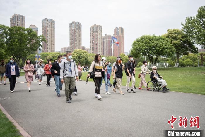 80余名臺生家長組團“登陸”寧波感受大陸發(fā)展活力