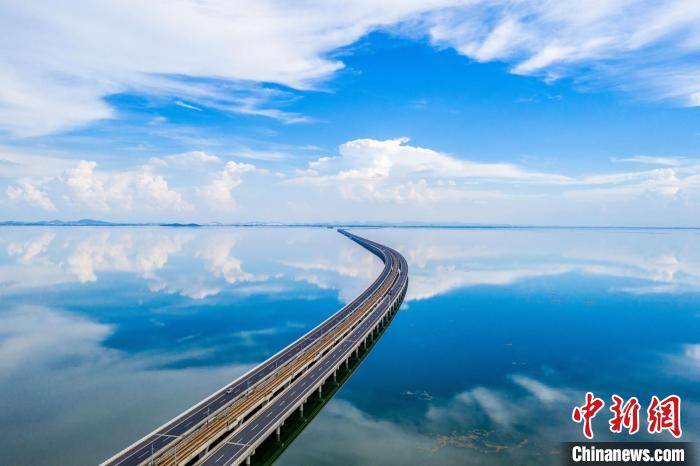 石臼湖大橋?！〗K省交通運輸廳 供圖