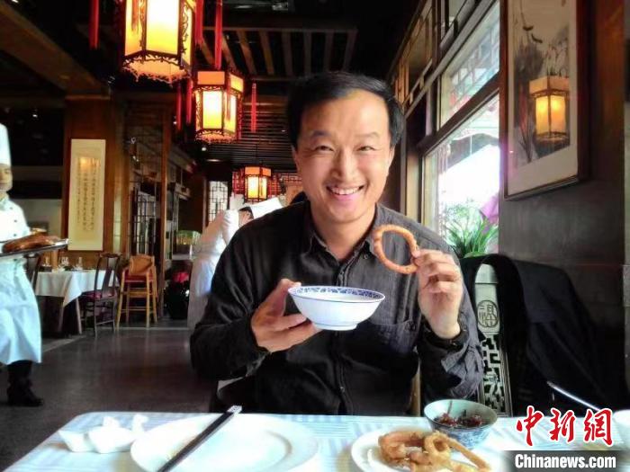 臺(tái)籍教師曾泰元在上海：多走多看，認(rèn)識(shí)才能更全面