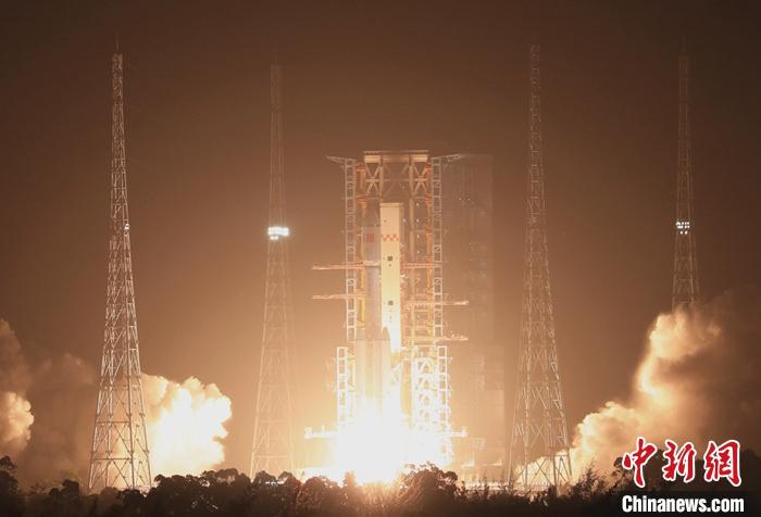 長征七號運載火箭成功發(fā)射天舟六號貨運飛船。西昌衛(wèi)星發(fā)射中心供圖 2