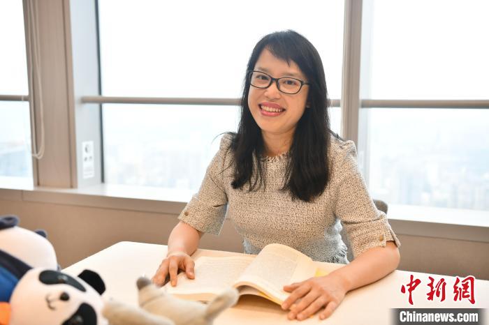 香港特區(qū)政府駐成都經(jīng)濟貿(mào)易辦事處主任李蘊妍?！埨?攝