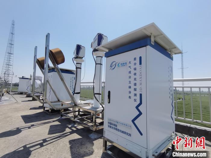 壽縣國家氣候觀象臺內(nèi)各種觀測設(shè)備?！侨?攝