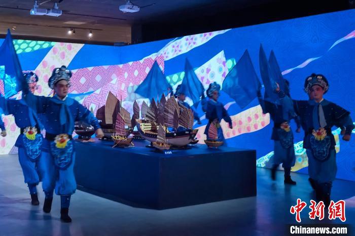 沉浸式演出拉開“博物館、可持續(xù)性與美好生活”泉州系列活動帷幕。　孫虹 攝